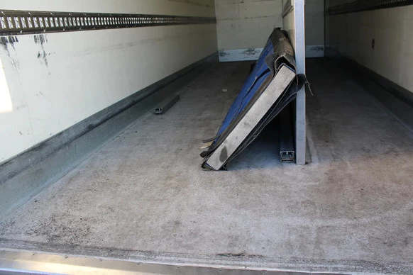 Volvo FL - Afbeelding 17 van 30