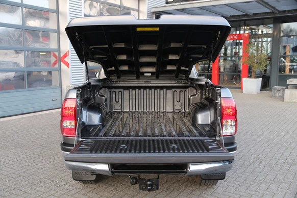 Toyota Hilux - Afbeelding 3 van 22