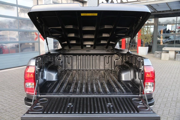 Toyota Hilux - Afbeelding 4 van 22