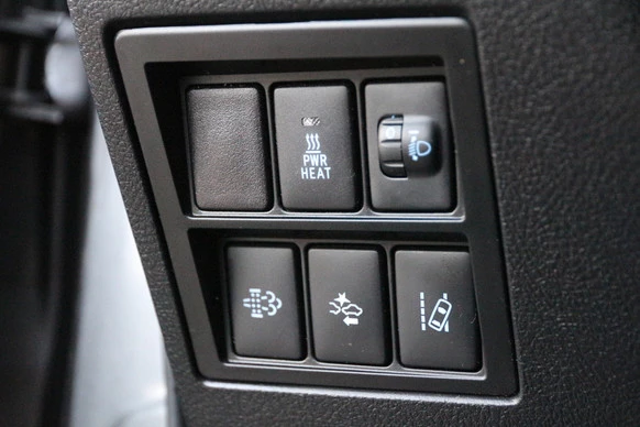 Toyota Hilux - Afbeelding 19 van 22
