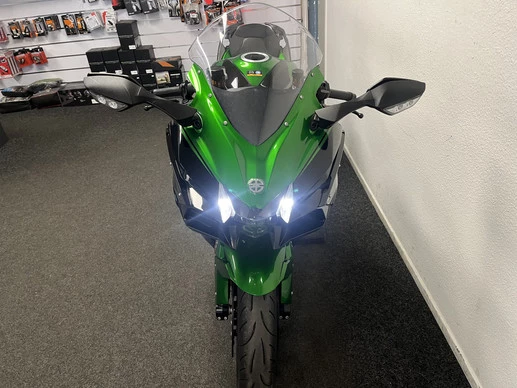 Kawasaki  - Afbeelding 10 van 21