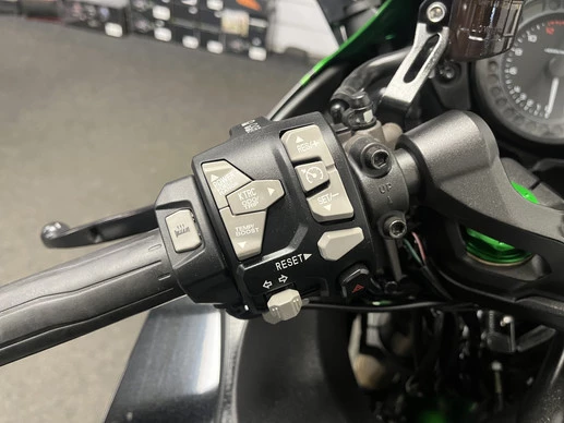 Kawasaki  - Afbeelding 20 van 21