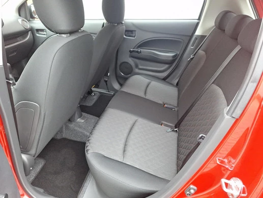 Mitsubishi Space Star - Afbeelding 12 van 23