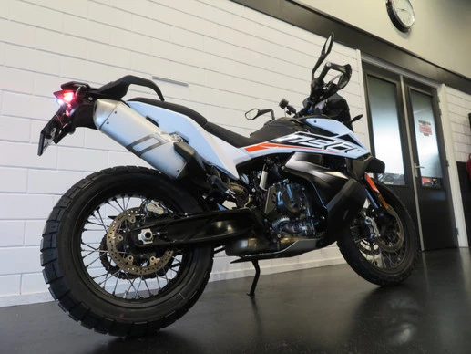 KTM 790 - Afbeelding 14 van 15