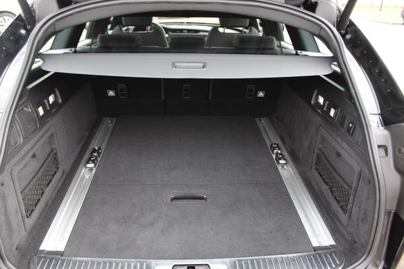 Jaguar XF - Afbeelding 25 van 30
