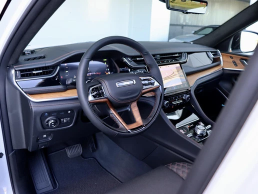 Jeep Grand Cherokee - Afbeelding 8 van 30