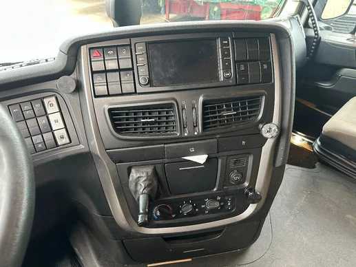 Iveco Stralis - Afbeelding 12 van 19
