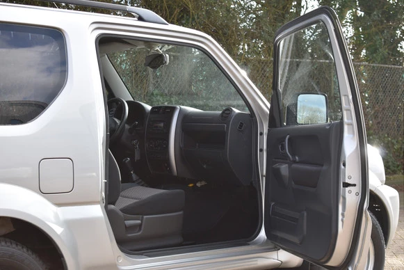 Suzuki Jimny - Afbeelding 10 van 30