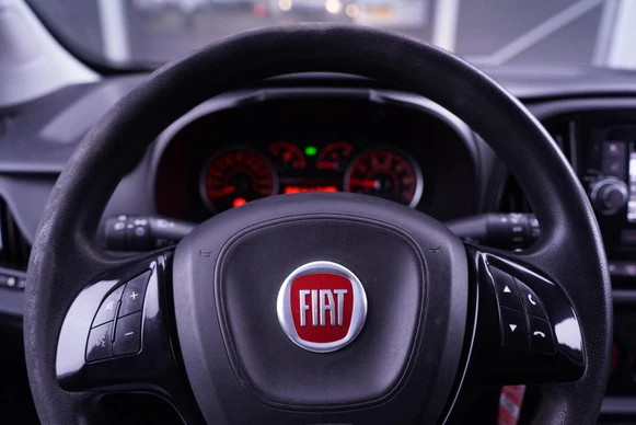 Fiat Doblò - Afbeelding 24 van 30