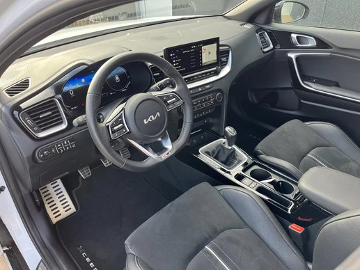 Kia XCeed - Afbeelding 18 van 30