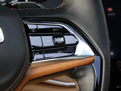 Jeep Grand Cherokee - Afbeelding 12 van 30