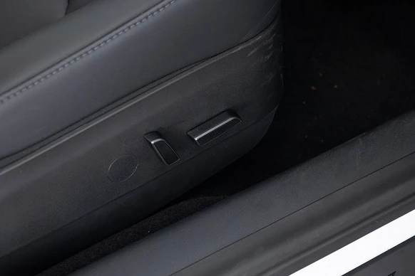 Tesla Model 3 - Afbeelding 7 van 26