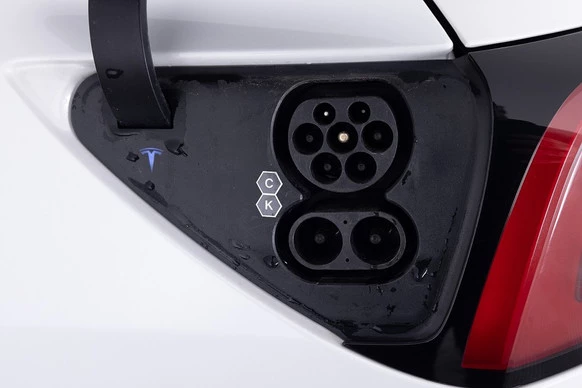 Tesla Model 3 - Afbeelding 17 van 26