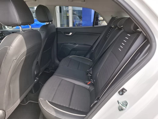Kia Rio - Afbeelding 28 van 30