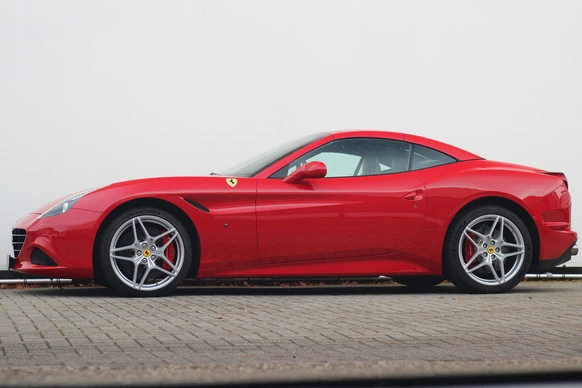 Ferrari California - Afbeelding 11 van 30