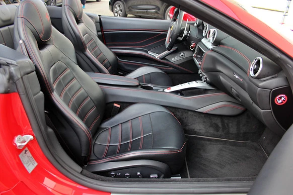 Ferrari California - Afbeelding 20 van 30