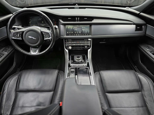 Jaguar XF - Afbeelding 2 van 30