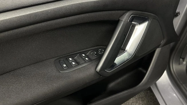 Peugeot 308 - Afbeelding 25 van 30