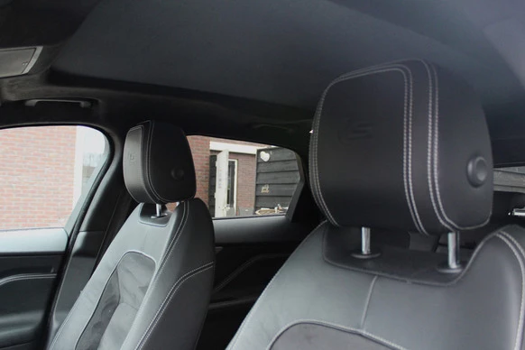 Jaguar F-PACE - Afbeelding 15 van 30