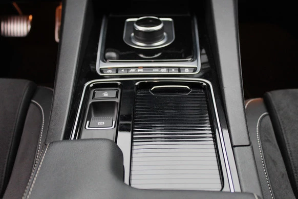 Jaguar F-PACE - Afbeelding 21 van 30