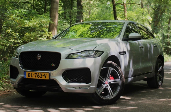 Jaguar F-PACE - Afbeelding 1 van 30