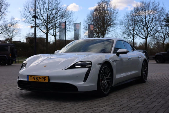 Porsche Taycan - Afbeelding 5 van 15