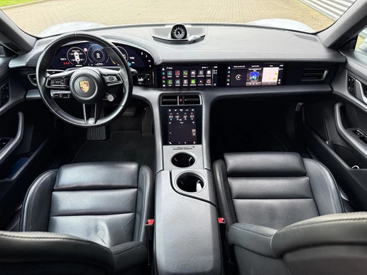 Porsche Taycan - Afbeelding 9 van 15