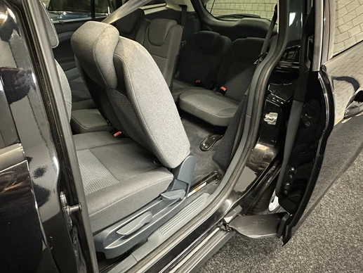 Ford Grand C-Max - Afbeelding 10 van 30