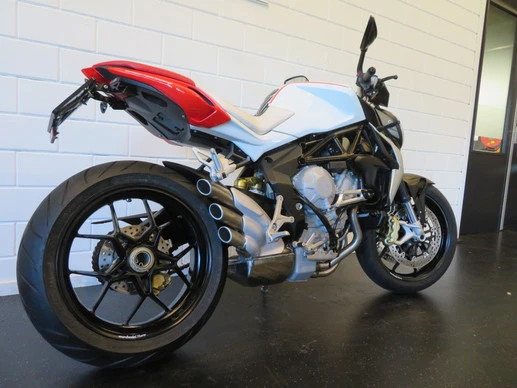 MV Agusta Brutale - Afbeelding 11 van 15