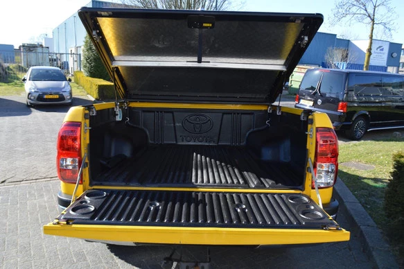 Toyota Hilux - Afbeelding 13 van 29