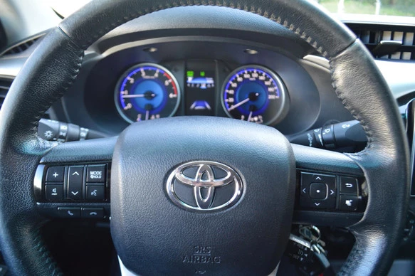 Toyota Hilux - Afbeelding 19 van 29