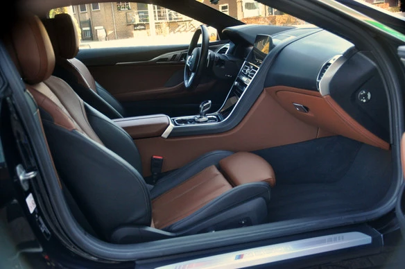 BMW 8 Serie - Afbeelding 11 van 30