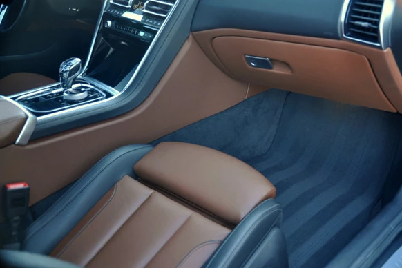 BMW 8 Serie - Afbeelding 28 van 30