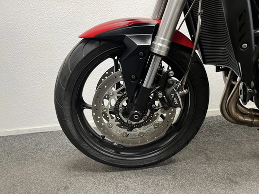 Triumph Street Triple - Afbeelding 18 van 20