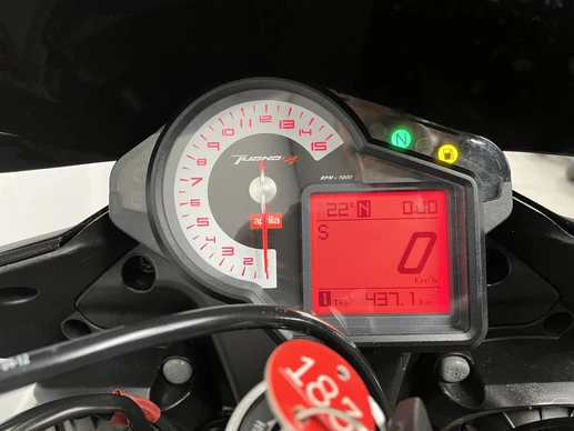 Aprilia Tuono V4 - Afbeelding 2 van 16