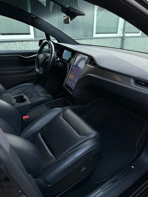 Tesla Model X - Afbeelding 12 van 30