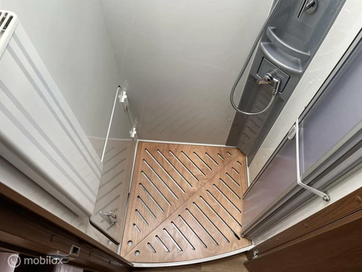 Niesmann+Bischoff Arto 79R - Afbeelding 30 van 30