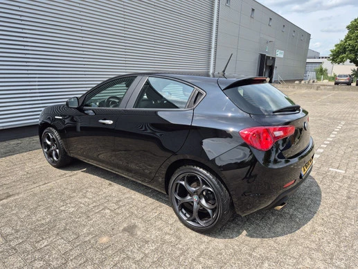 Alfa Romeo Giulietta - Afbeelding 8 van 22
