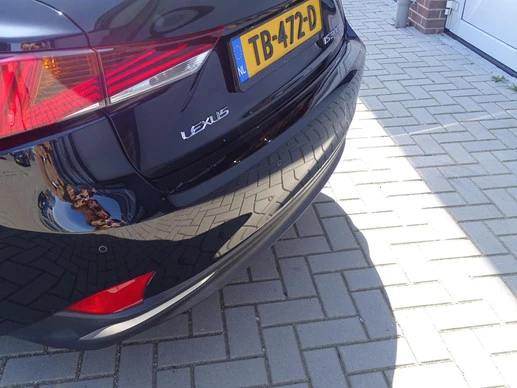 Lexus IS - Afbeelding 28 van 29