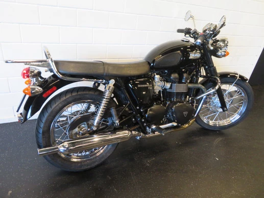 Triumph Bonneville - Afbeelding 3 van 15