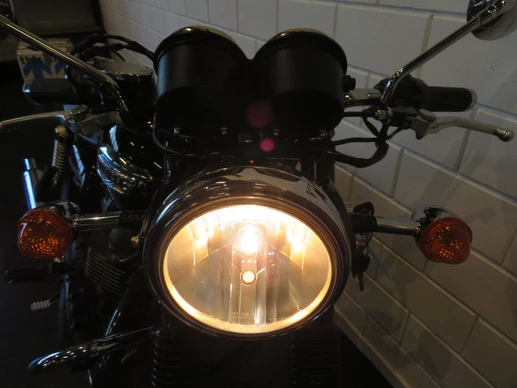 Triumph Bonneville - Afbeelding 14 van 15