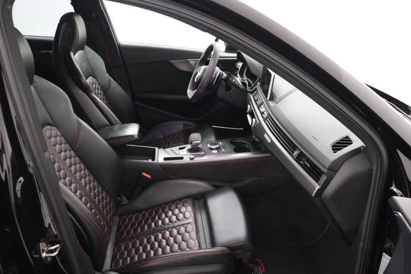Audi RS4 - Afbeelding 11 van 26