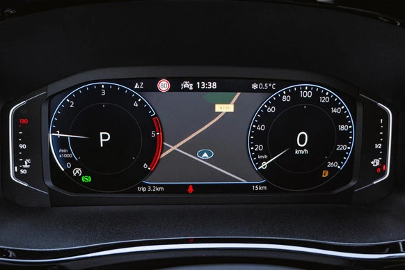 Volkswagen Caravelle - Afbeelding 10 van 30