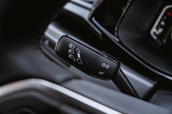 Volkswagen Caravelle - Afbeelding 14 van 30