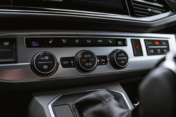 Volkswagen Caravelle - Afbeelding 17 van 30