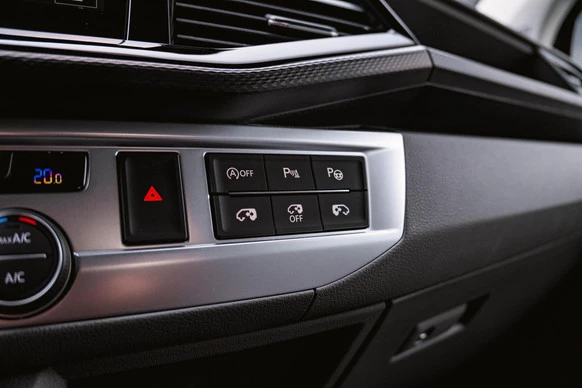 Volkswagen Caravelle - Afbeelding 19 van 30