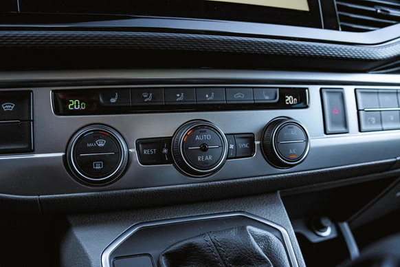 Volkswagen Caravelle - Afbeelding 15 van 30