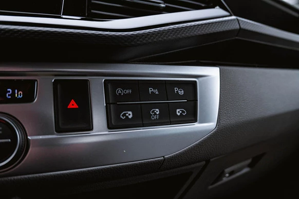 Volkswagen Caravelle - Afbeelding 20 van 30