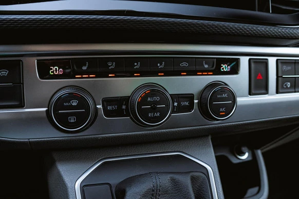 Volkswagen Caravelle - Afbeelding 16 van 30