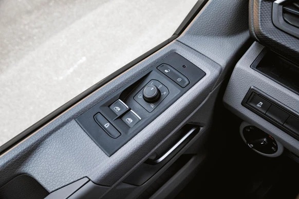 Volkswagen Caravelle - Afbeelding 24 van 30